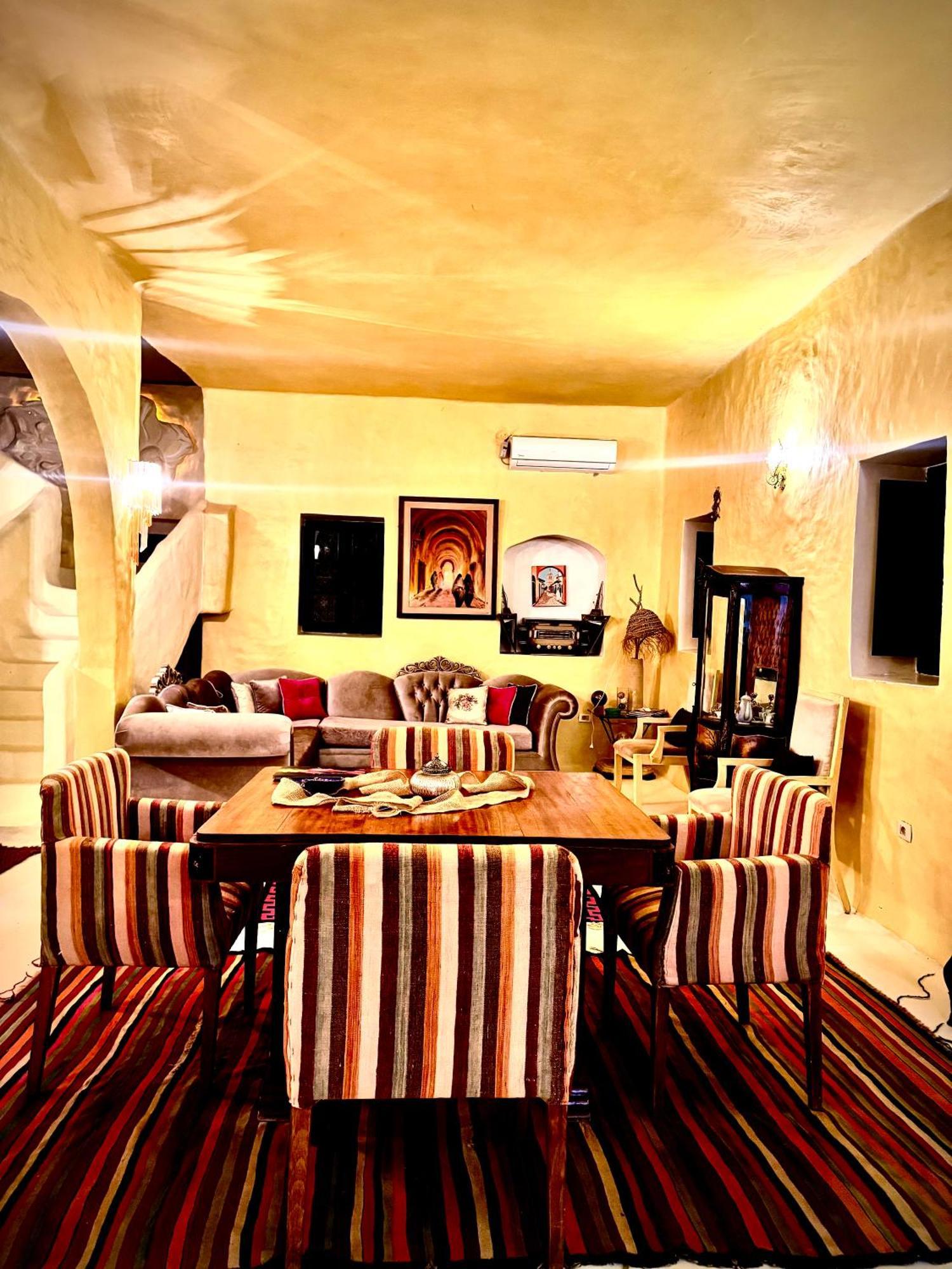 Dar Oueghlani - Maison D'Hotes El May Bagian luar foto