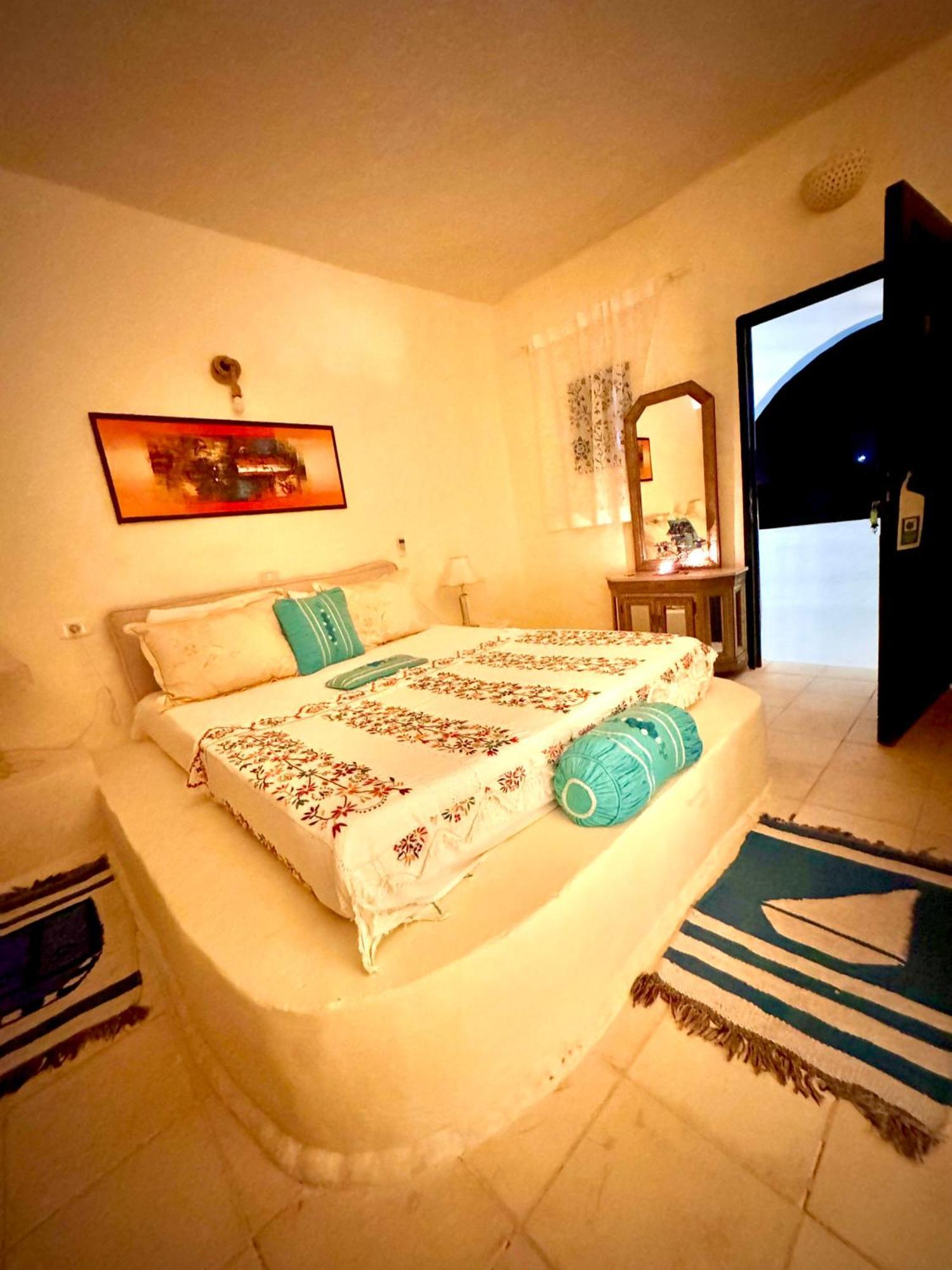Dar Oueghlani - Maison D'Hotes El May Bagian luar foto
